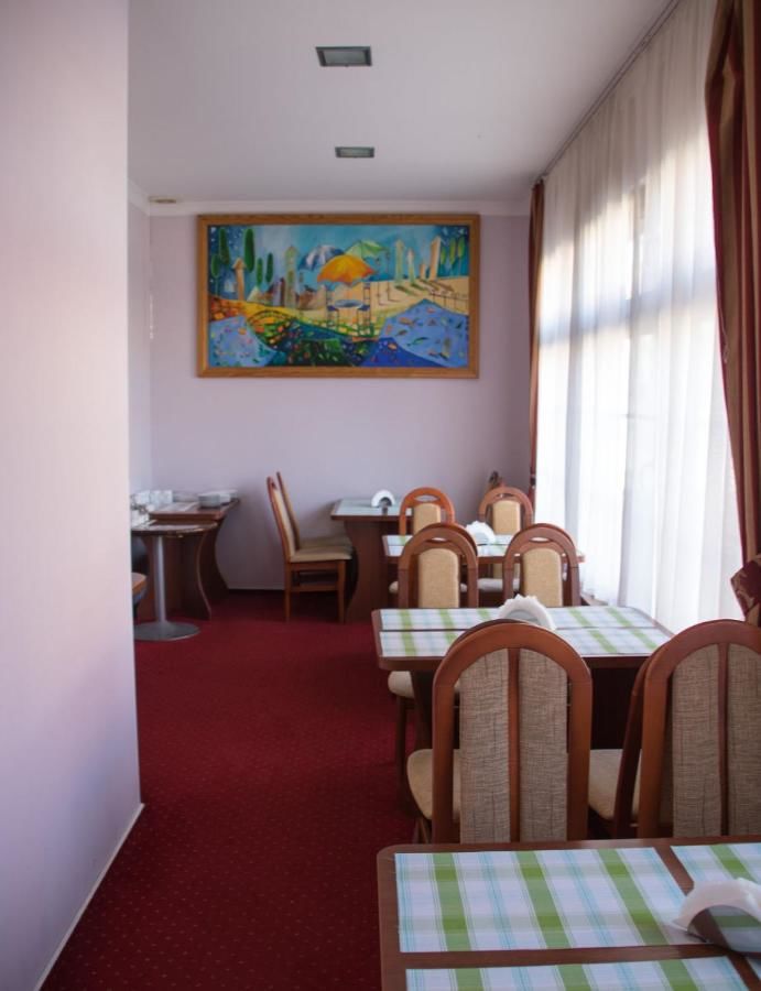 Отель Hotel Aleksander Устка-27